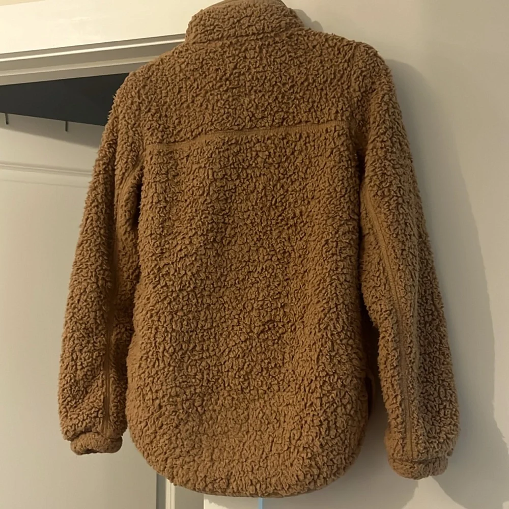 Abercrombie & Fitch Tan Sherpa Sweater - Picture 6 of 7